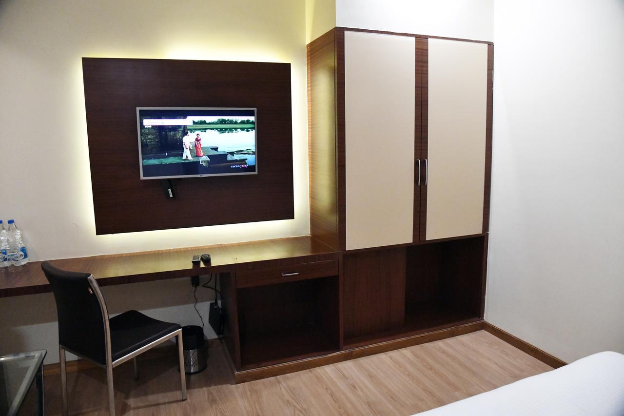 Hotel Avalon Inn Ambikapur Esterno foto